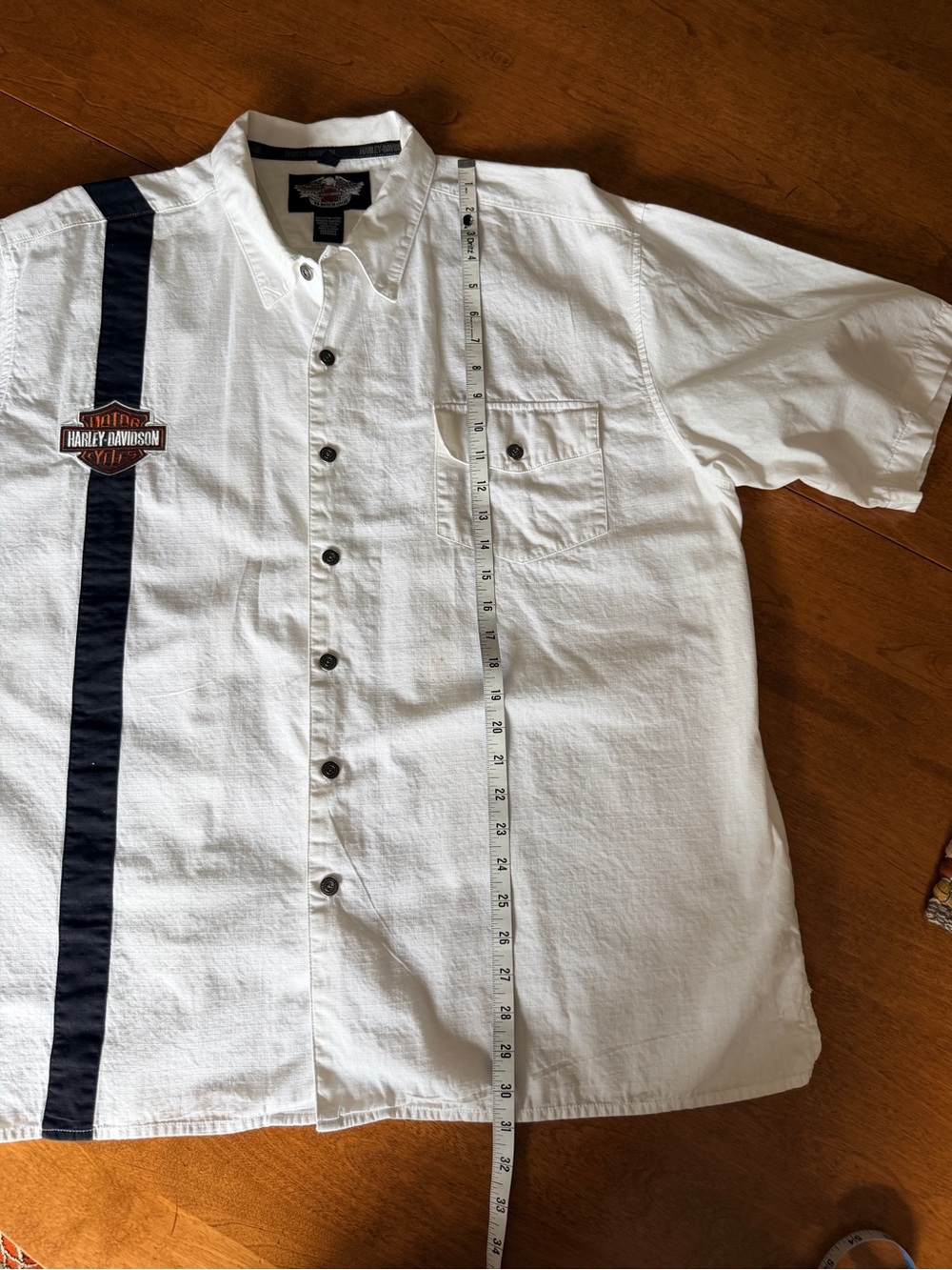 Harley-Davidson Men's White Short-Sleeve Button-Up Shirt with Black Stripe - Picture 8 of 8